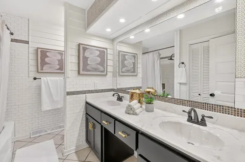 a view of multiple houses with outdoor space