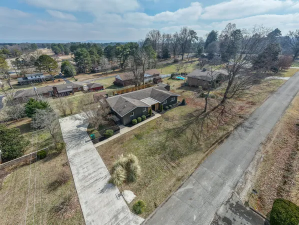 $460,000 | 91 Country Club Terrace, Winchester, TN 37398