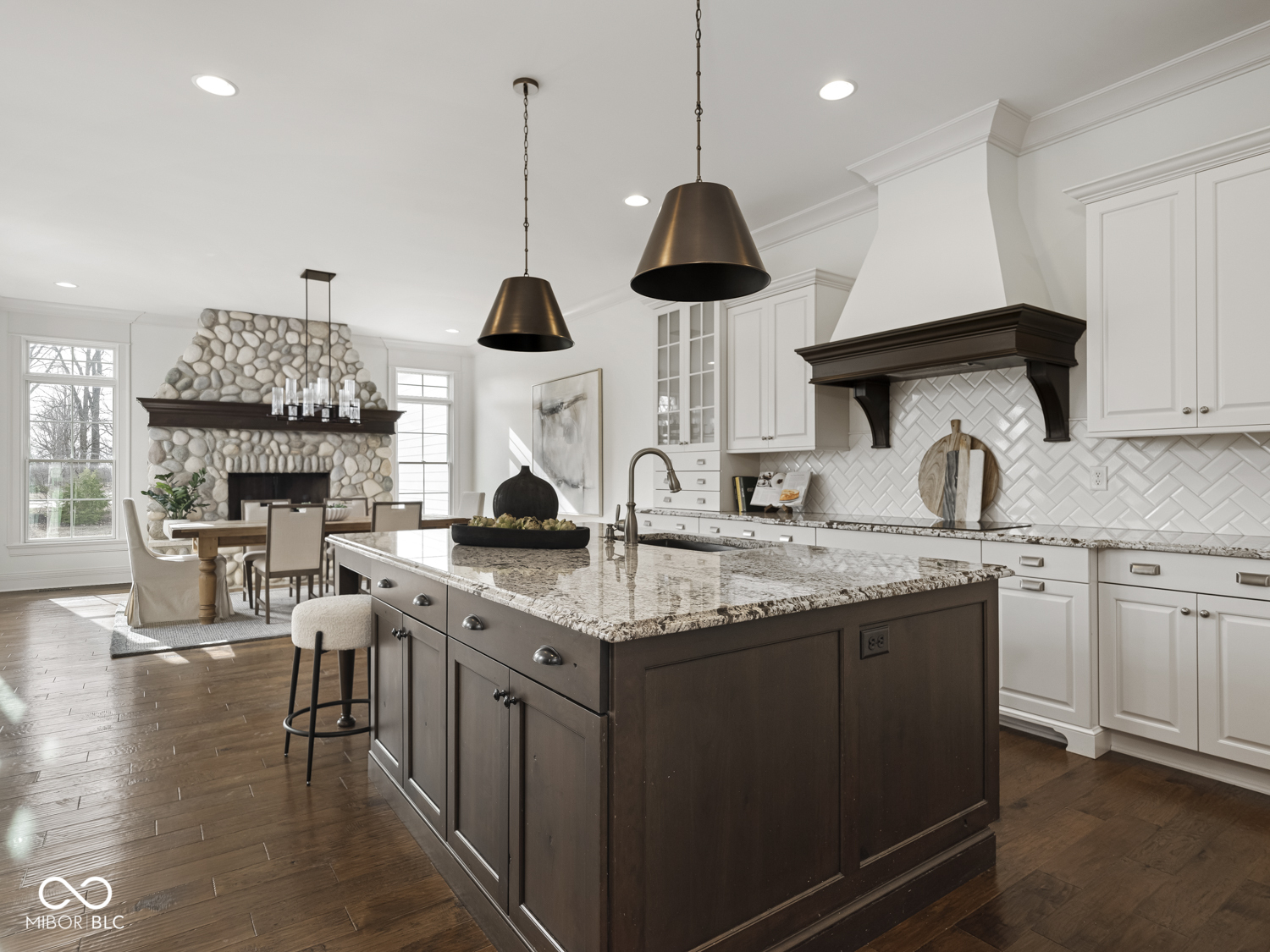 2361 Finchley Road Carmel, IN 46032 - Photo 22 of 86