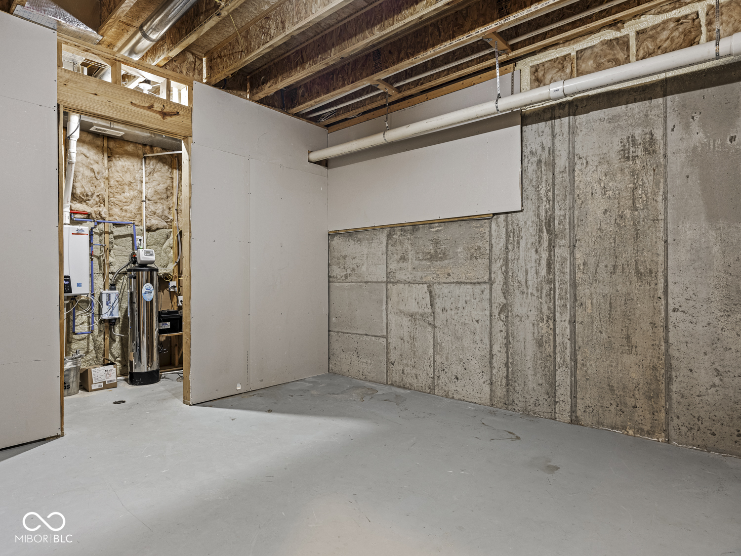 2361 Finchley Road Carmel, IN 46032 - Photo 48 of 86