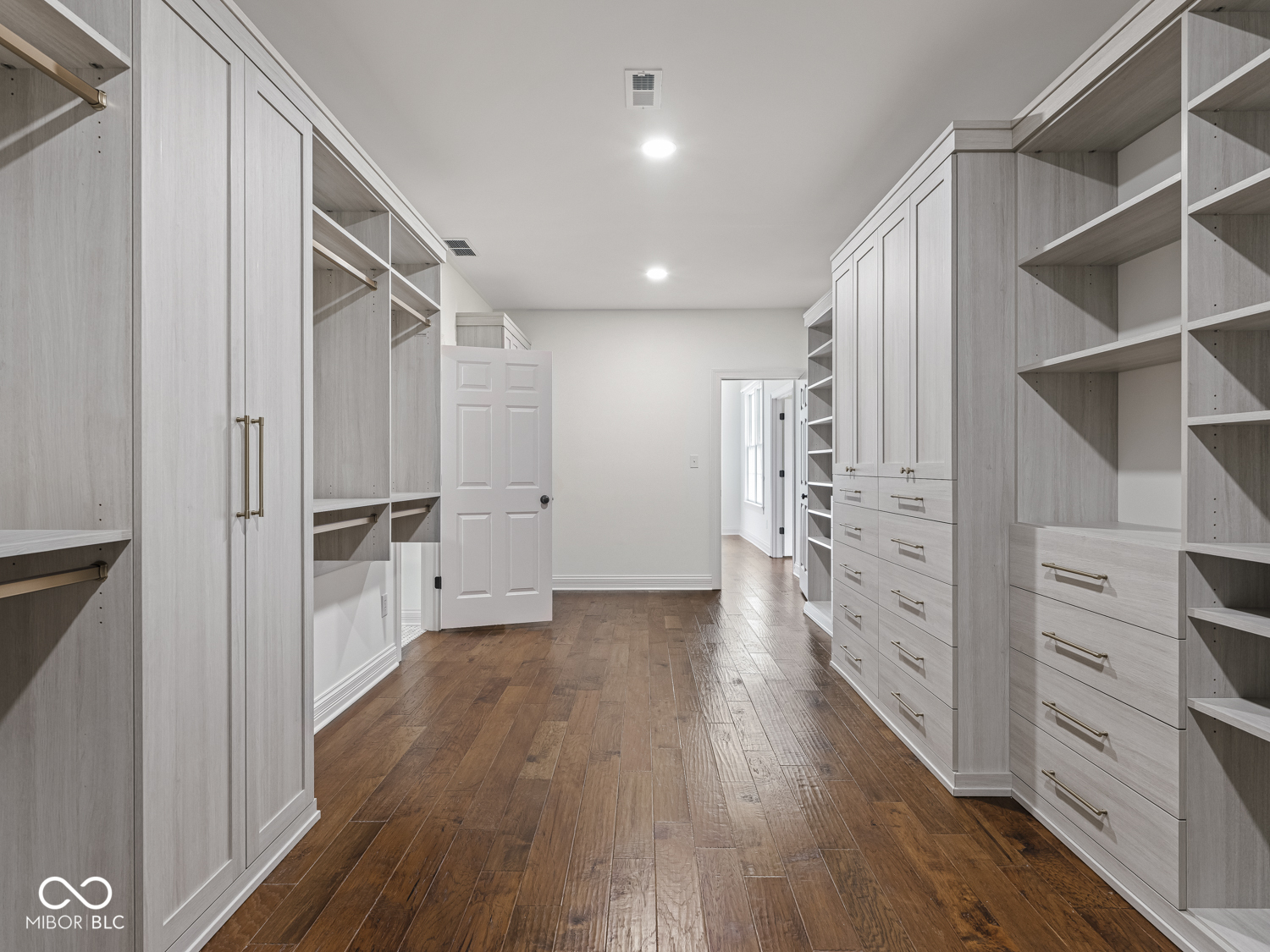 2361 Finchley Road Carmel, IN 46032 - Photo 56 of 86