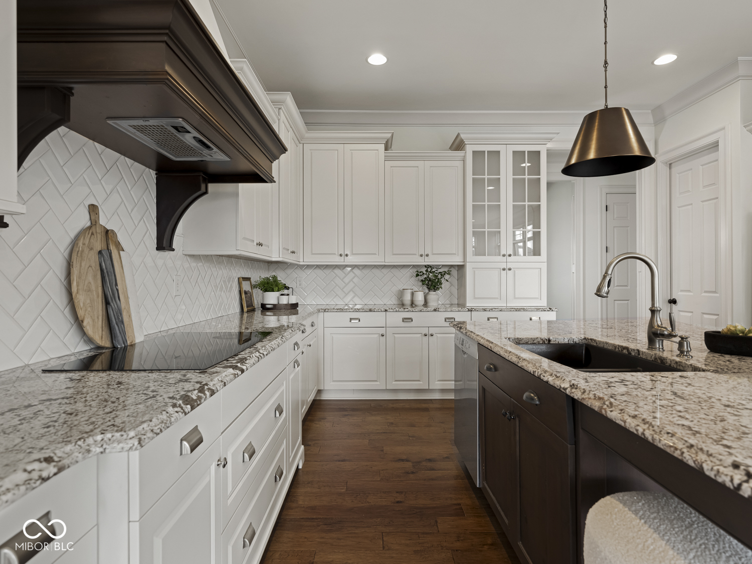 2361 Finchley Road Carmel, IN 46032 - Photo 6 of 86