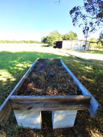 $599,000 | 190 County Road 3198, Valley Mills, TX 76689