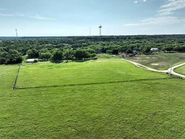 $599,000 | 190 County Road 3198, Valley Mills, TX 76689
