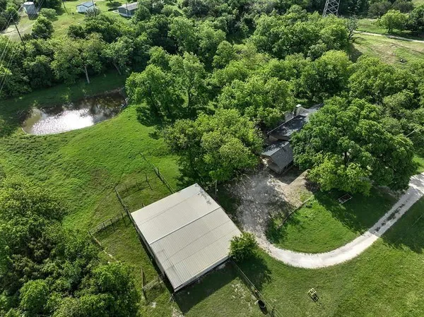 $599,000 | 190 County Road 3198, Valley Mills, TX 76689