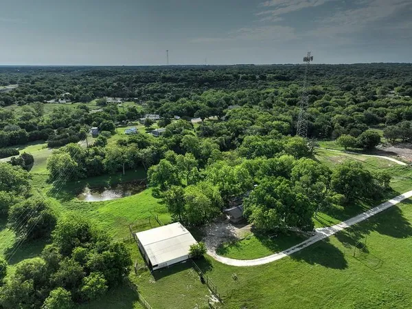 $599,000 | 190 County Road 3198, Valley Mills, TX 76689