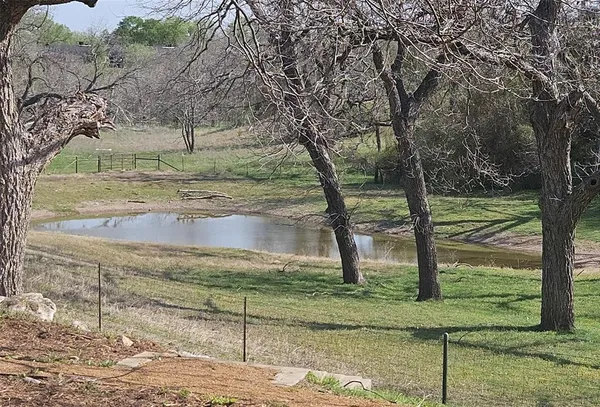 $599,000 | 190 County Road 3198, Valley Mills, TX 76689