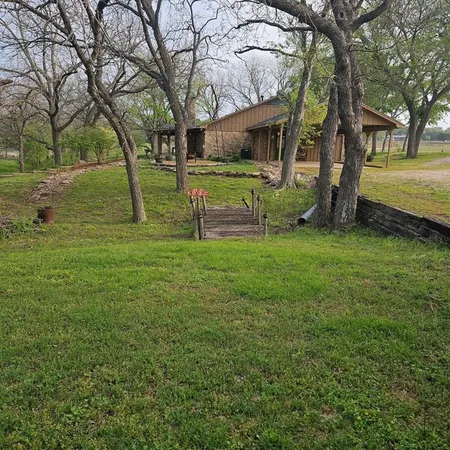$599,000 | 190 County Road 3198, Valley Mills, TX 76689