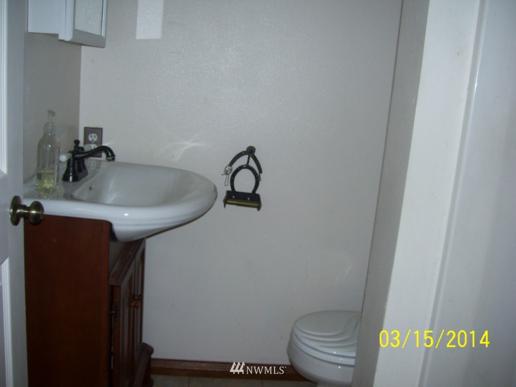 4580 McLaughlin Road Northeast Moses Lake, WA 98837 - Photo 11 of 13 Gallery Image 11