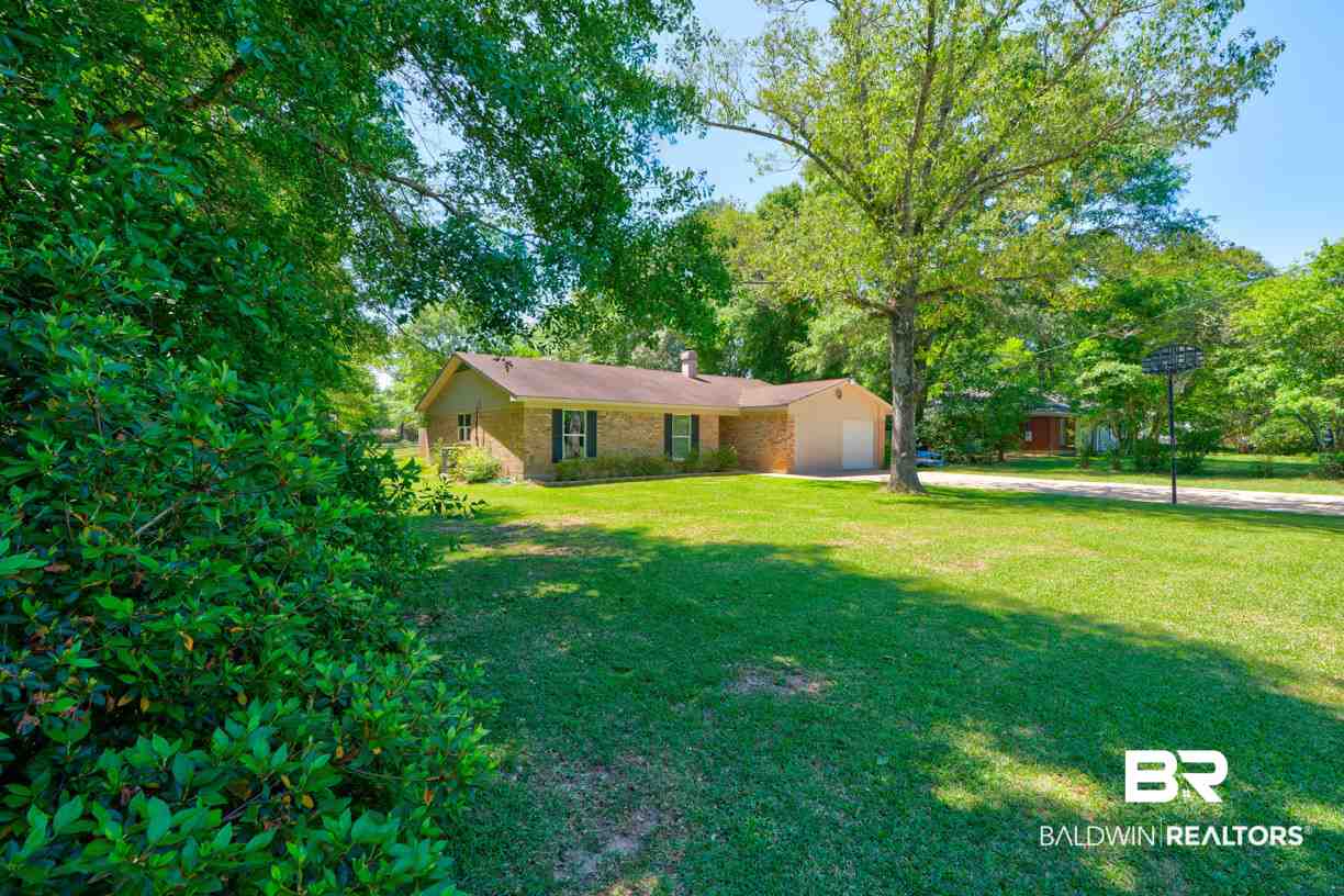 9763 Sunview Drive Semmes, AL 36575 - Photo 3 of 26
