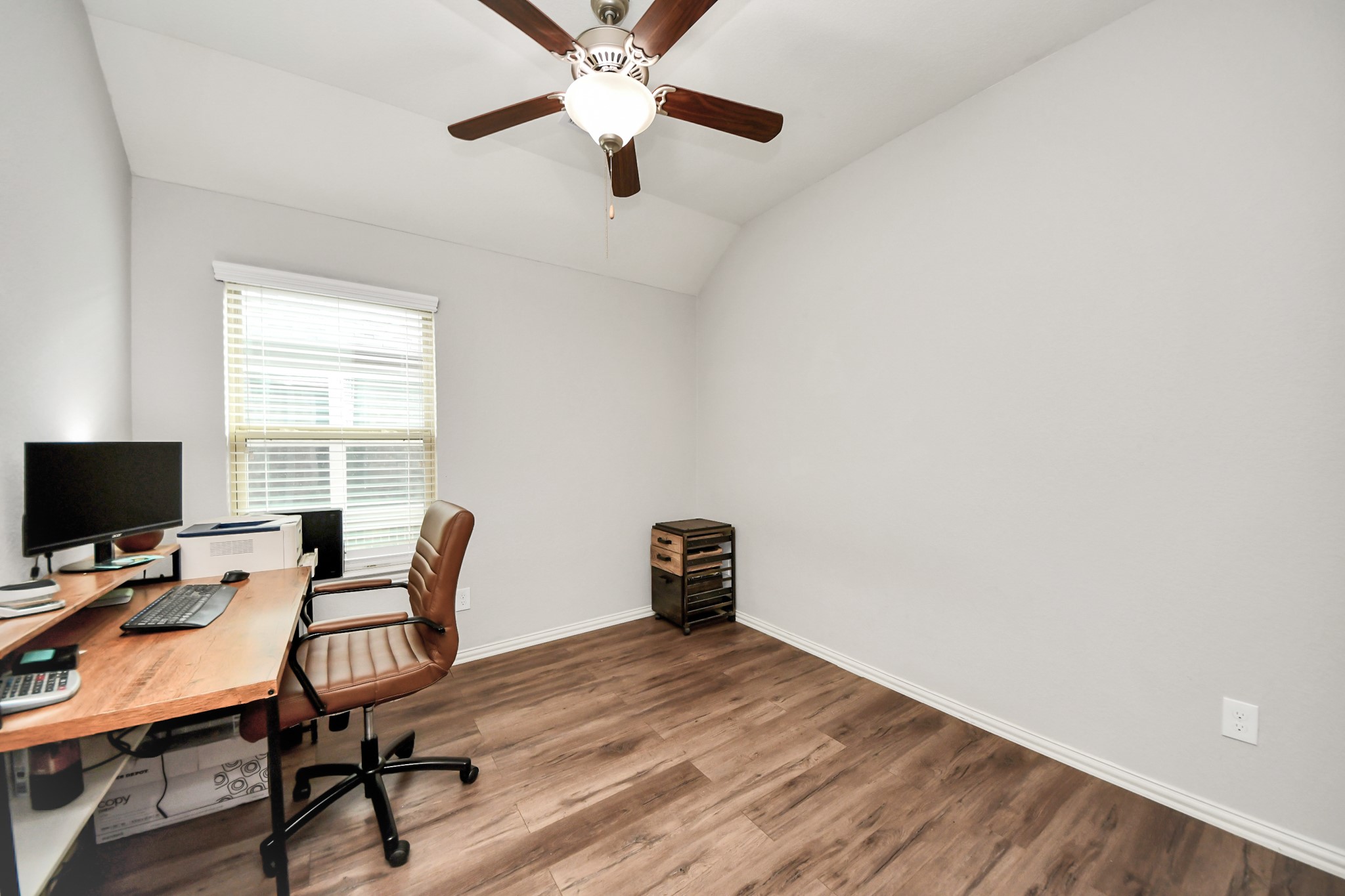 3825 Enchanted Timbers Lane Spring, TX 77386 - Photo 18 of 30 Bedroom #4