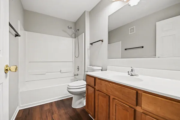 $199,900 | 144 Bertram Drive, Unit E, Yorkville, IL 60560