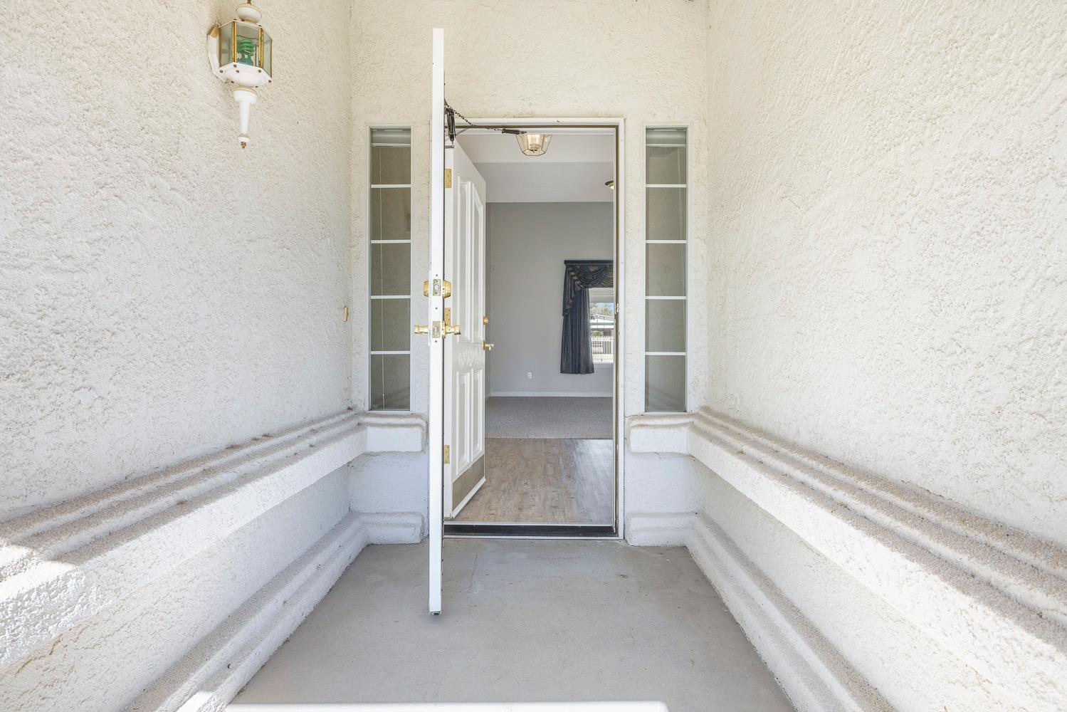 16673 La Canada Road Madera, CA 93636 - Photo 5 of 73