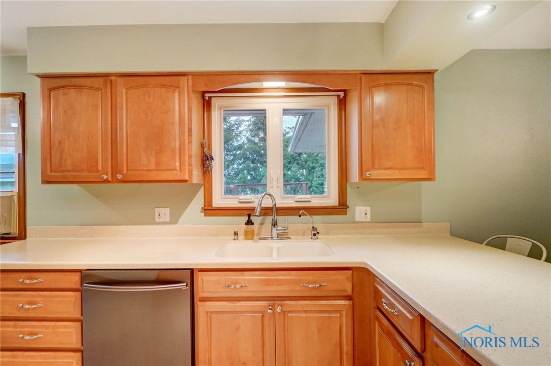 1960 Joseph Road Luckey, OH 43443 - Photo 12 of 48 Gallery Image 12
