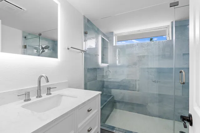 $225,000 | 40 Southeast 13th Street, Unit B1, Boca Raton, FL 33432