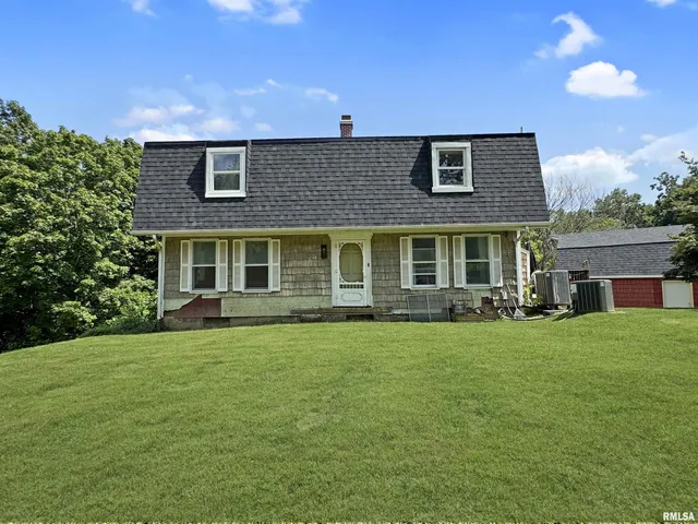 $380,000 | 7029 South Gerdes Road, Mapleton, IL 61547