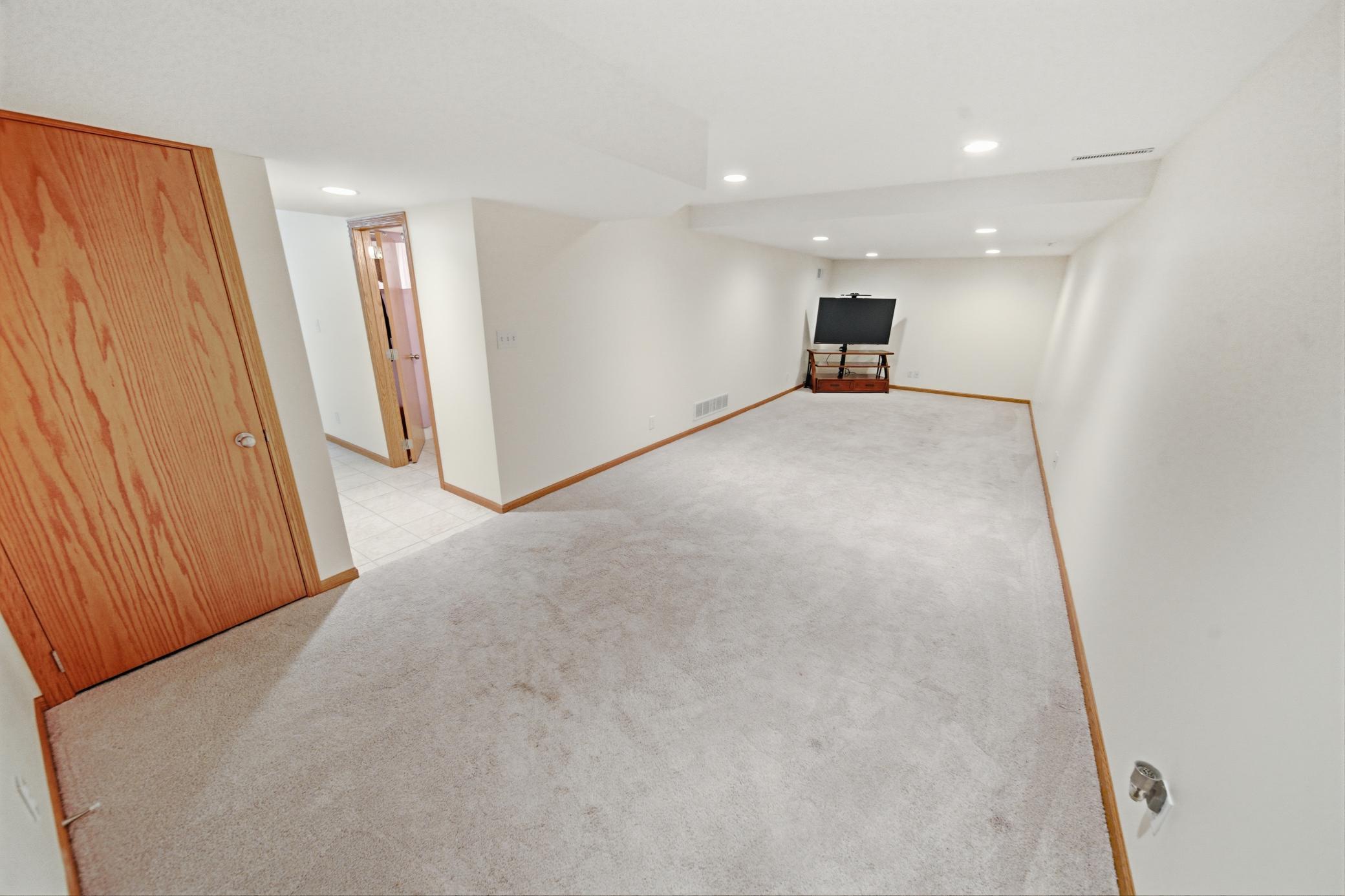 2505 Boulder Ridge Lane Northwest Rochester, MN 55901 - Photo 29 of 54