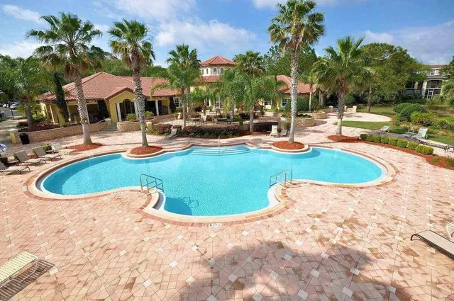 a view of a tennis court