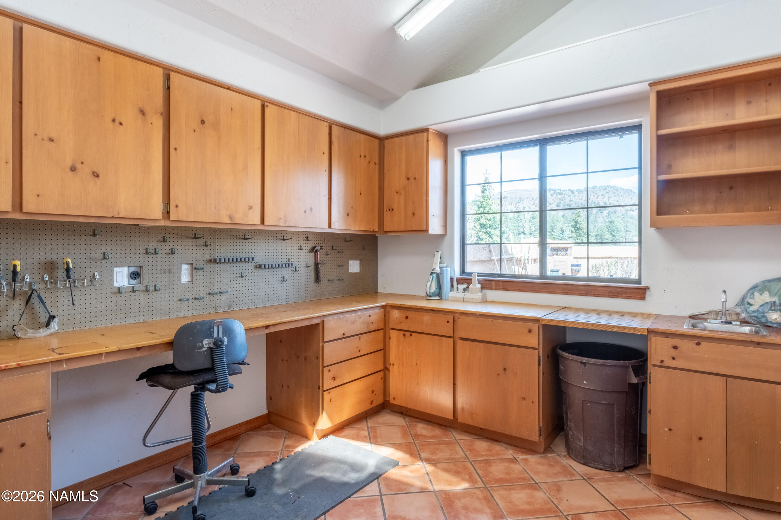 8950 Koch Field Road Flagstaff, AZ 86004 - Photo 38 of 55 Workshop