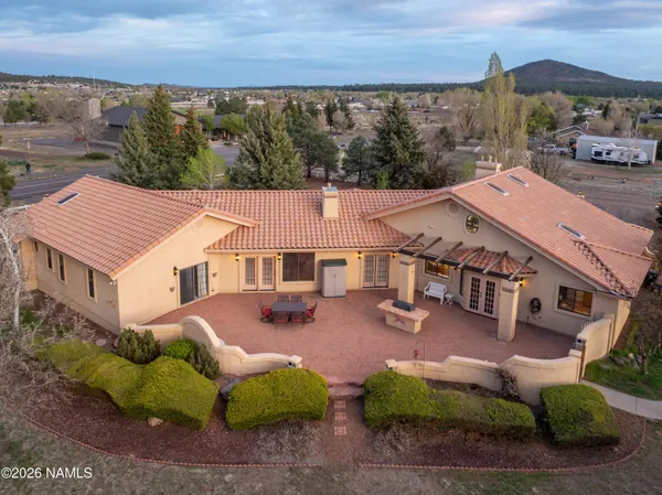$919,900 | 8950 Koch Field Road, Flagstaff, AZ 86004