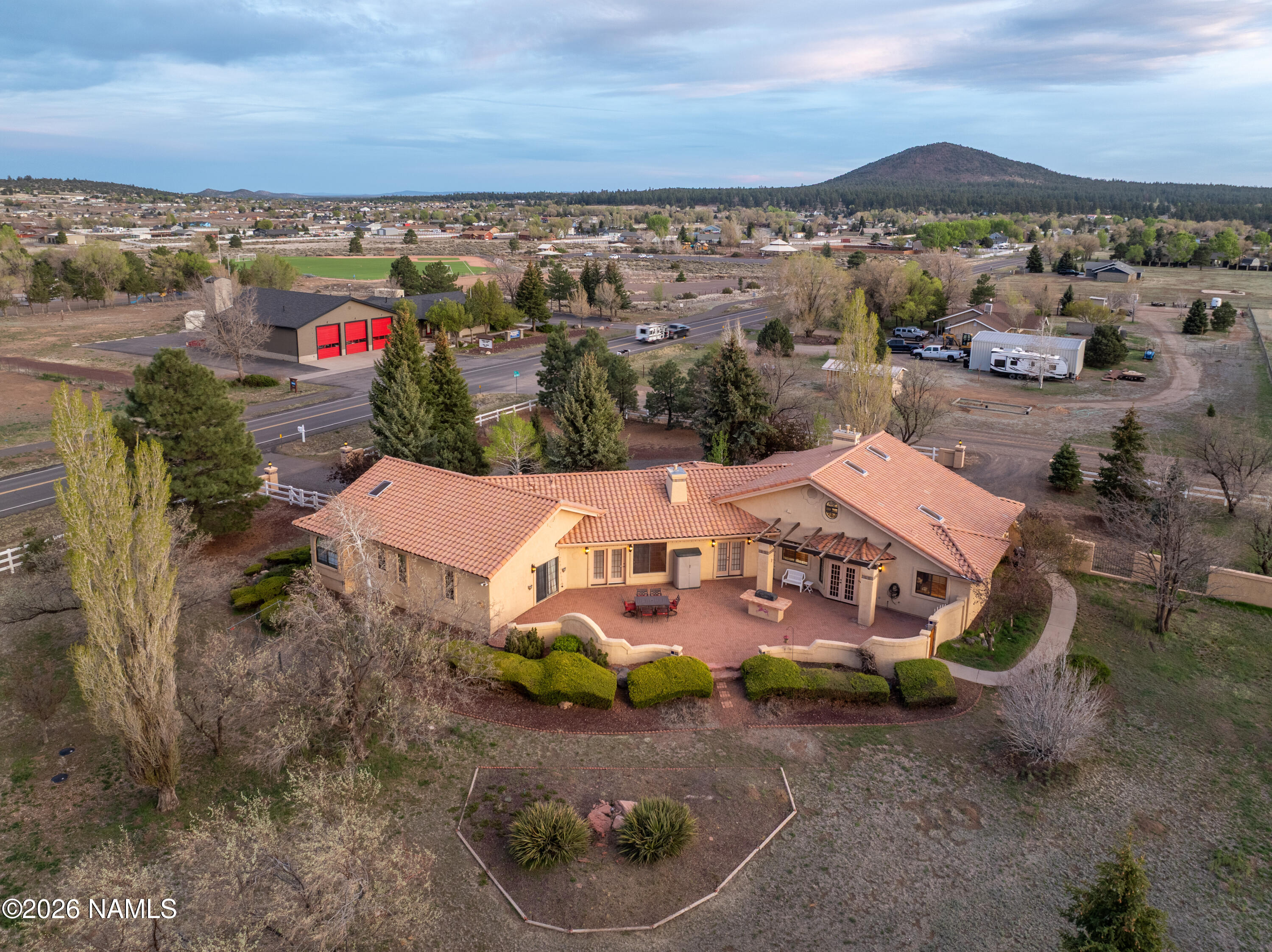 8950 Koch Field Road Flagstaff, AZ 86004 - Photo 47 of 55 Aerial Back Patio