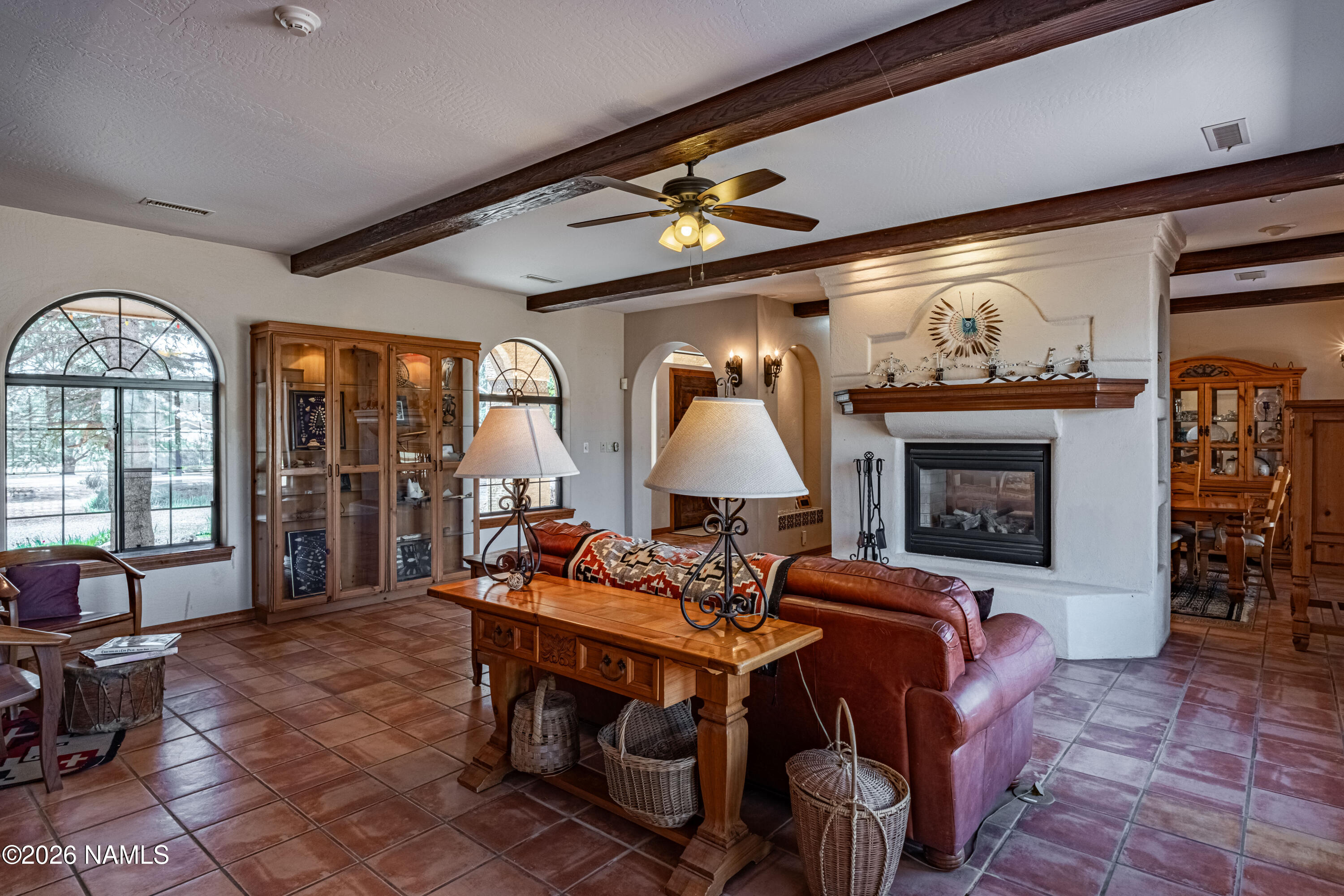 8950 Koch Field Road Flagstaff, AZ 86004 - Photo 10 of 55 Living Room