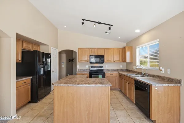 $249,900 | 195 South 17th Street, Coolidge, AZ 85128