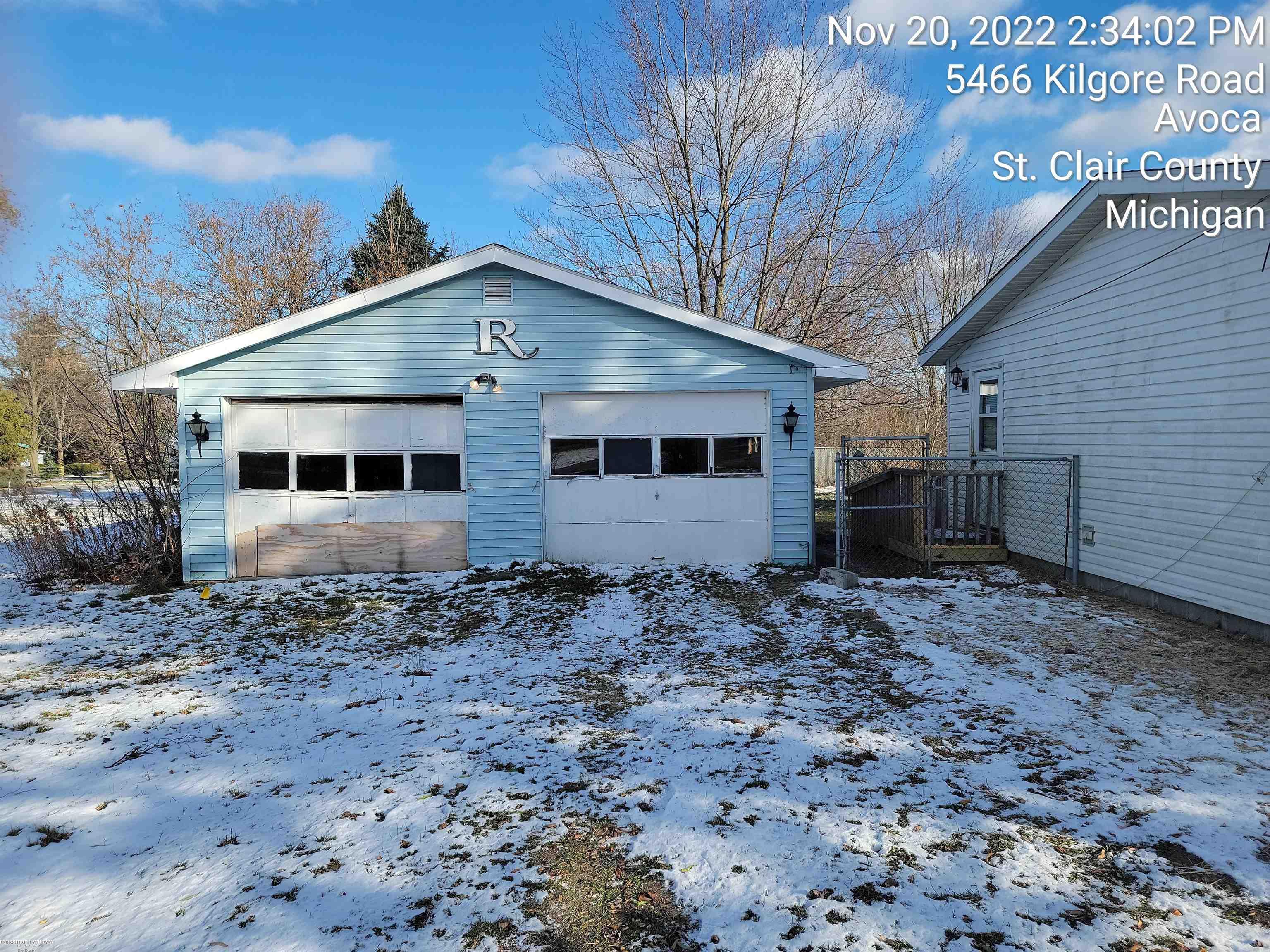 5466 Kilgore Road Avoca, MI 48006 - Photo 9 of 10 50096935-8.JPG