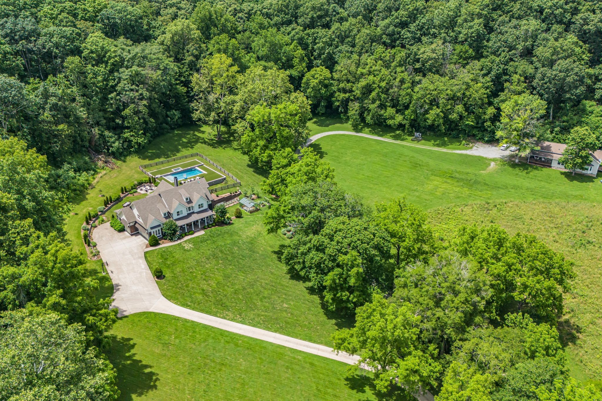 2050 Old Hillsboro Road Franklin, TN 37064 - Photo 1 of 71