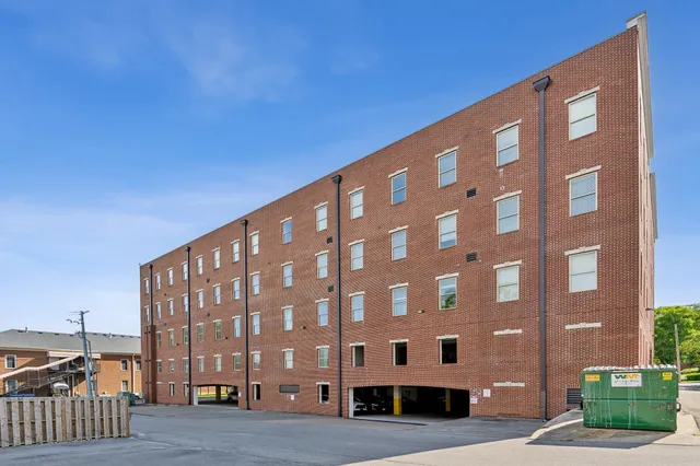 a large building with a street