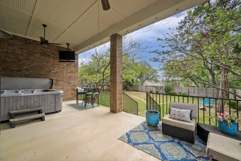 $685,000 | 301 Grafton Lane, Austin, TX 78737