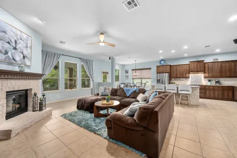 $685,000 | 301 Grafton Lane, Austin, TX 78737