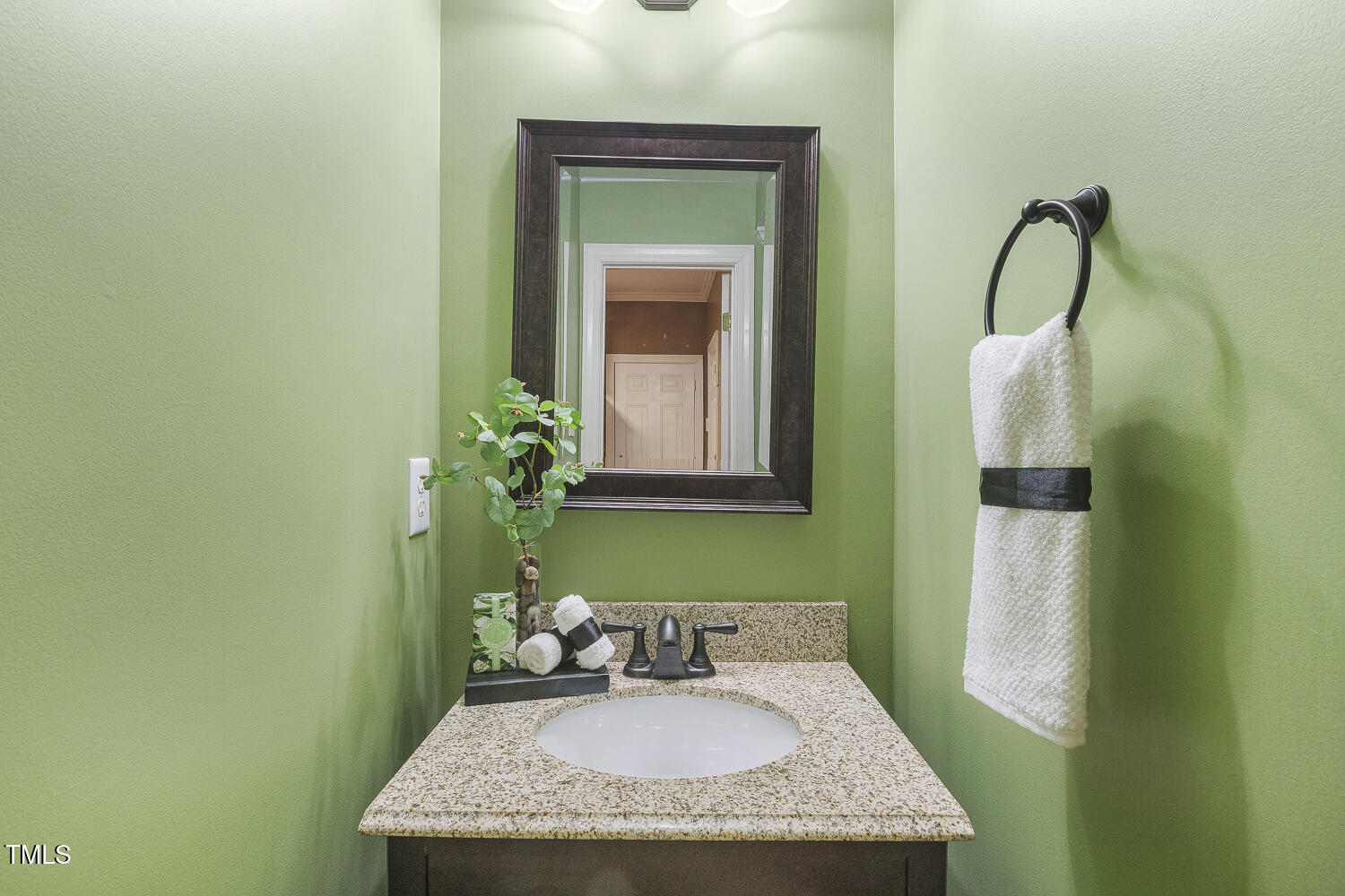 312 Arlington Ridge Cary, NC 27513 - Photo 8 of 17 Downstairs Guest Bath