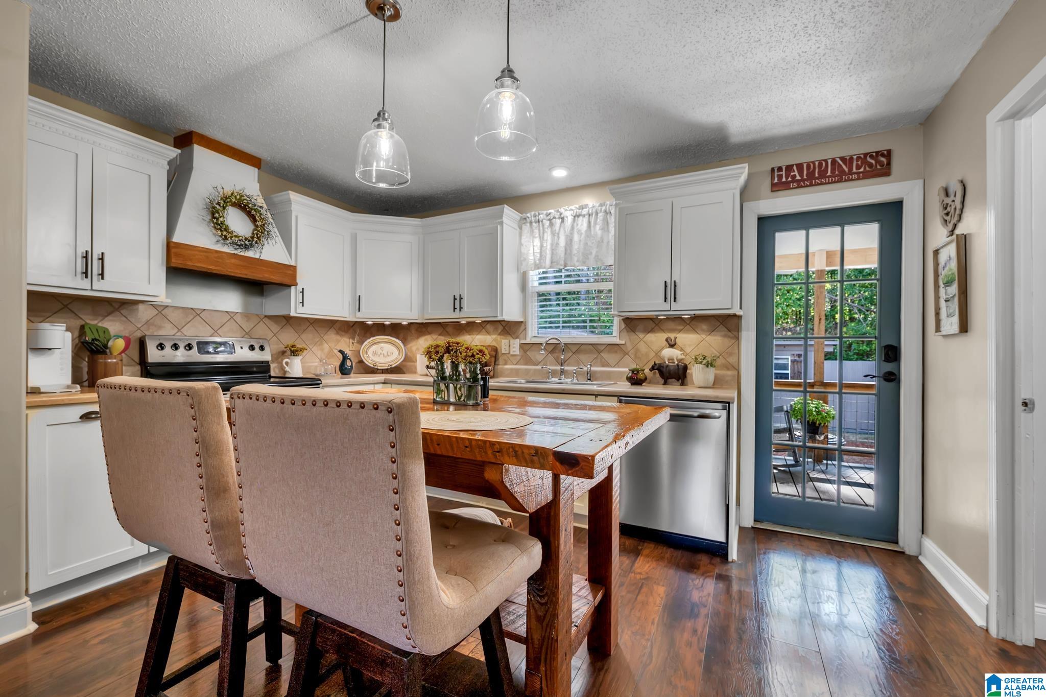 1120 Mt Moriah Road Pell City, AL 35125 - Photo 4 of 49