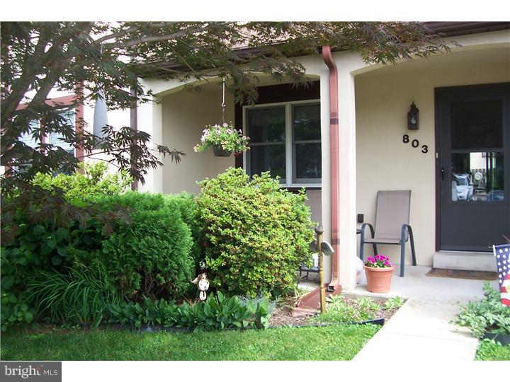 803 Walnut Ridge Drive Pottstown, PA 19464 - Photo 3 of 23 Gallery Image 3