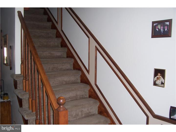 803 Walnut Ridge Drive Pottstown, PA 19464 - Photo 10 of 23 Gallery Image 10