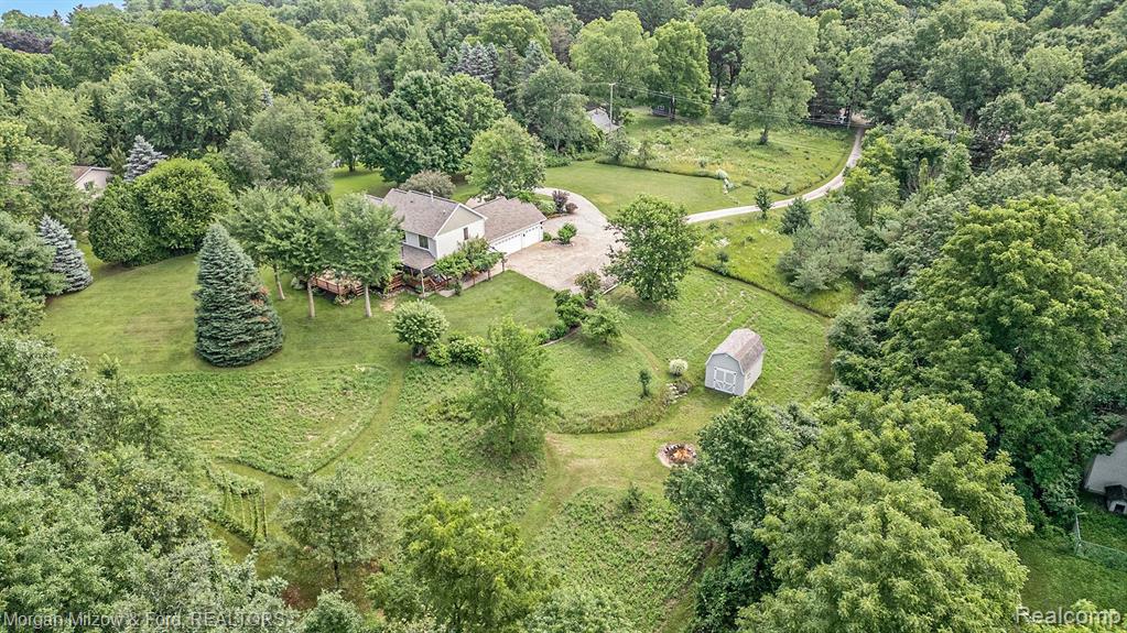 5036 Clarkston Road Clarkston, MI 48348 - Photo 37 of 39