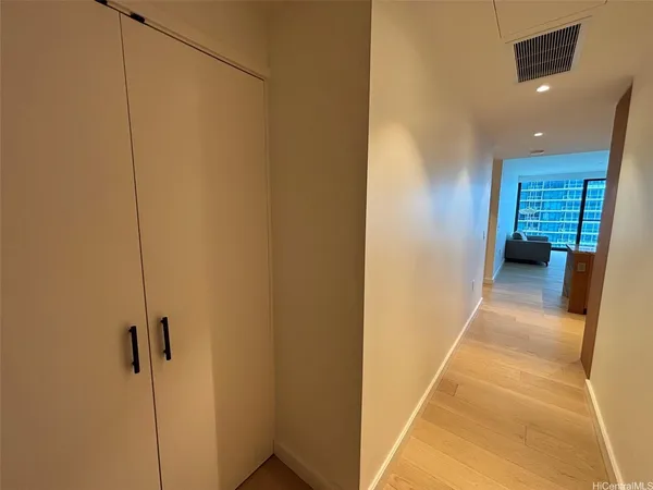 $6,500 | 1100 Ala Moana Boulevard, Unit 1306, Honolulu, HI 96814