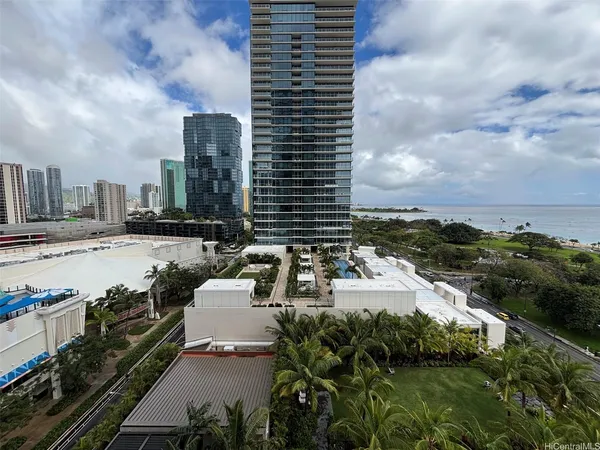 $6,500 | 1100 Ala Moana Boulevard, Unit 1306, Honolulu, HI 96814