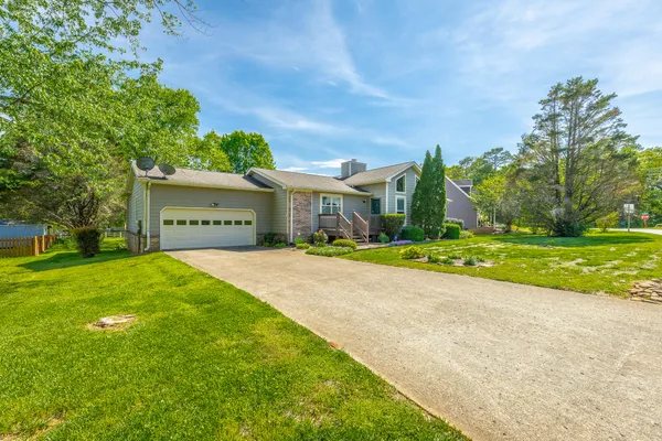 $384,900 | 8504 Horseshoe Bend Lane, Ooltewah, TN 37363