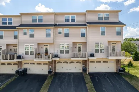 $365,000 | 602 Fairgate Drive, Wexford, PA 15090
