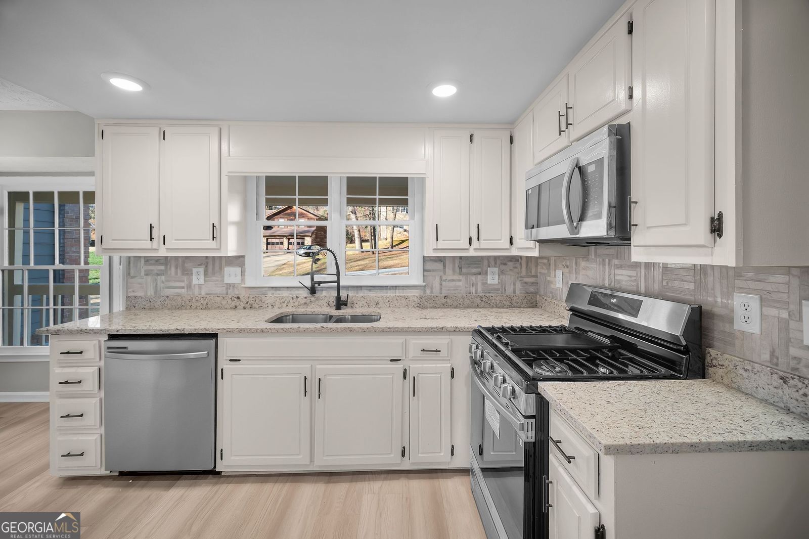 4629 Dogwood Farms Drive Decatur, GA 30034 - Photo 27 of 34