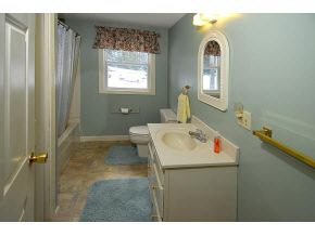 45 Gray Fox Road Effingham, NH 03882 - Photo 12 of 18