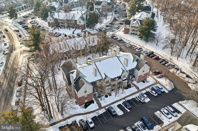 $350,000 | 12152 Penderview Terrace, Unit 1334, Fairfax, VA 22033