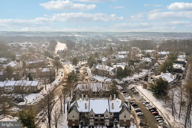 $350,000 | 12152 Penderview Terrace, Unit 1334, Fairfax, VA 22033