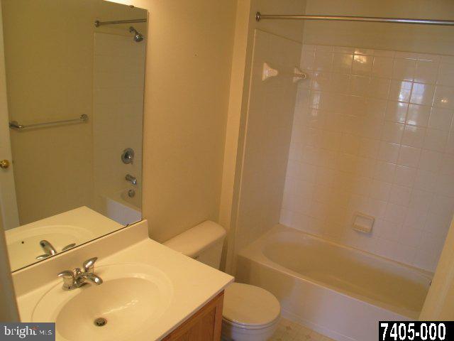 418 Wynwood Road York, PA 17402 - Photo 22 of 25 Gallery Image 22