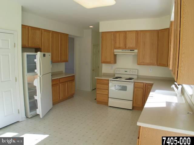 418 Wynwood Road York, PA 17402 - Photo 9 of 25 Gallery Image 9