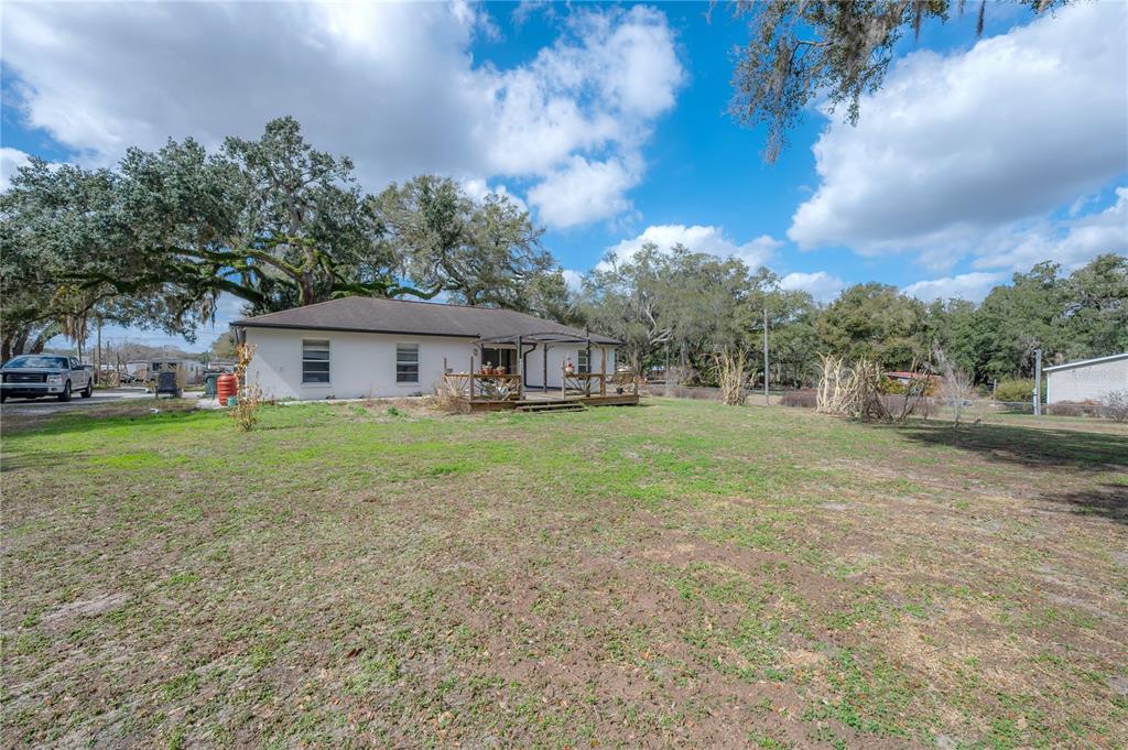 10409 Leland Hawes Road Thonotosassa, FL 33592 - Photo 24 of 34