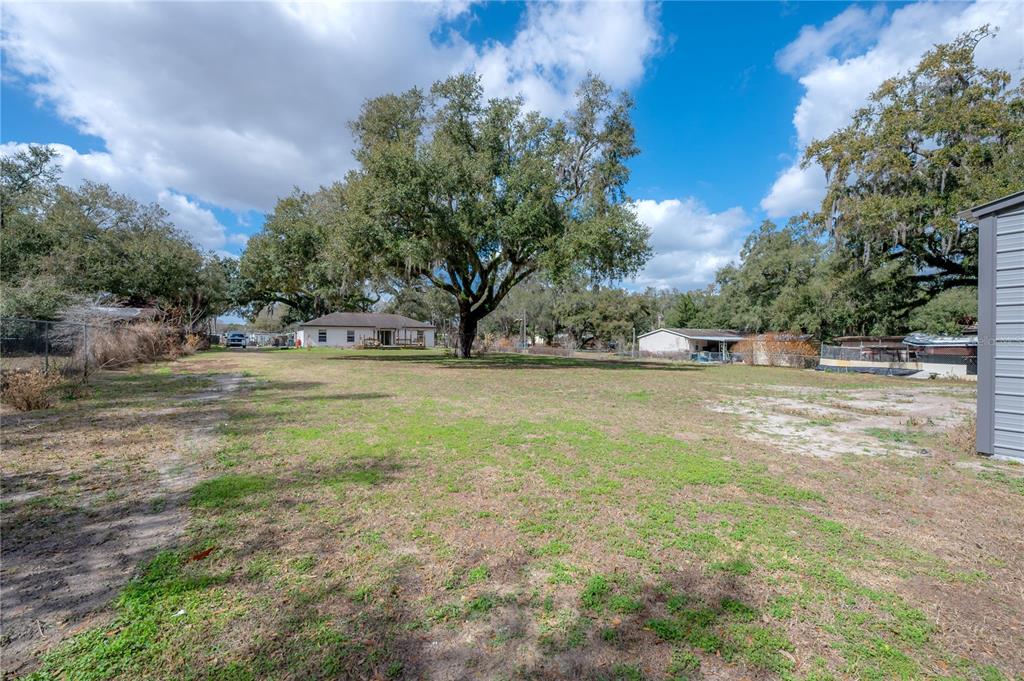 10409 Leland Hawes Road Thonotosassa, FL 33592 - Photo 30 of 34