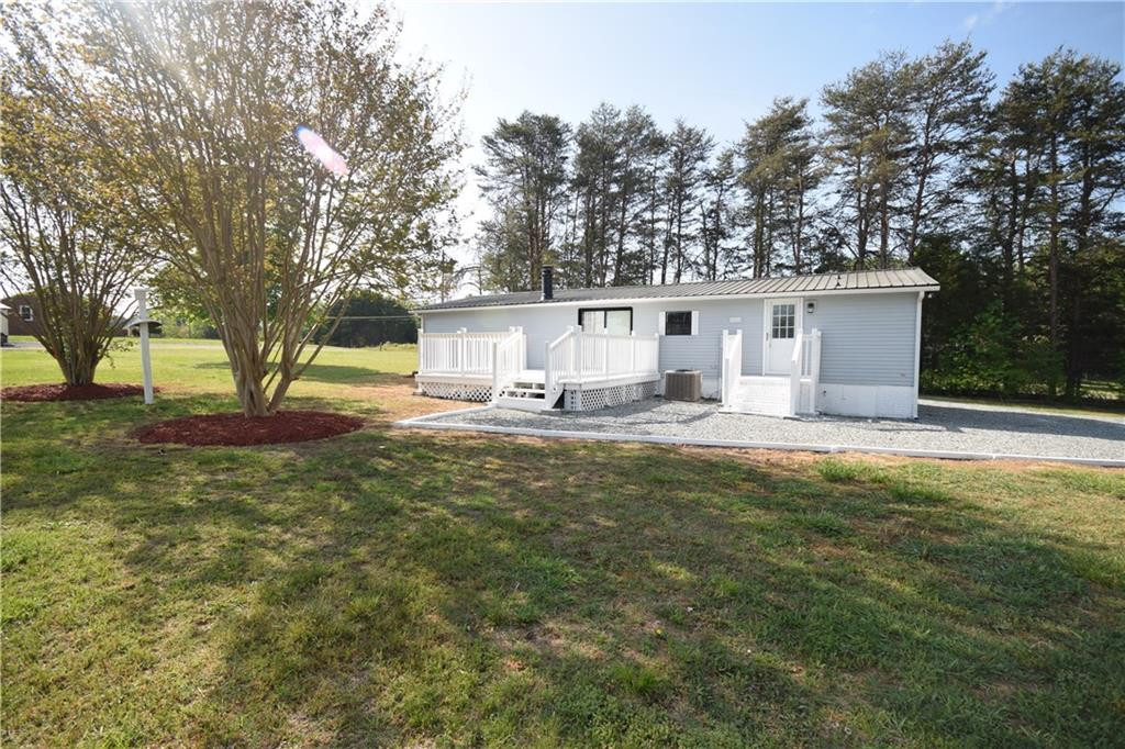 1605 Gerringer Mill Road Burlington, NC 27217 - Photo 17 of 19 Gallery Image 17